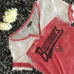 🔹 3 for 15 🔹 TB Bucs Shirt